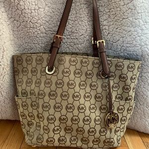 Michael Kors purse